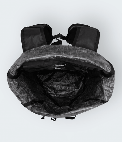 Summit Series AMK 25L Pack - The North Face Everyday