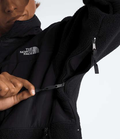 Men’s Retro Denali Jacket - The North Face Featured