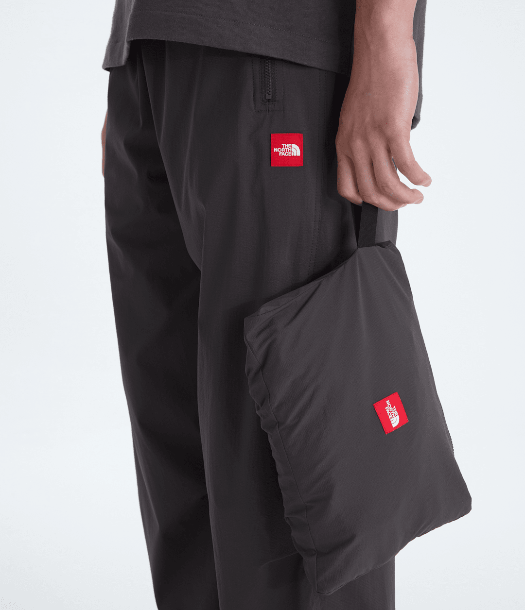 Men’s TNF™ Red Box Packable Hooded Wind Jacket - The North Face Customer Favorite